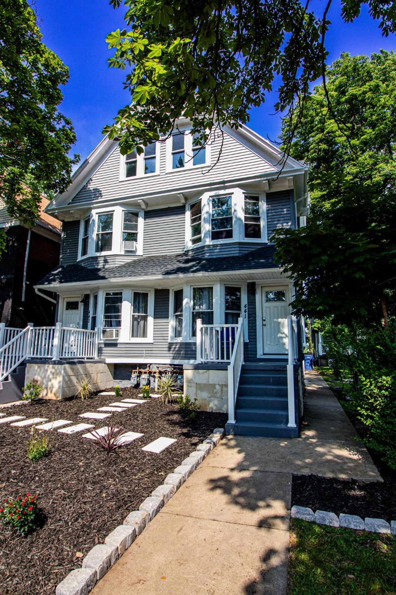 Quaint 1 Bedroom Sleeps 2-3, Near * Niagara Falls